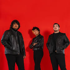 EXPRESSO : THE RED PEARS